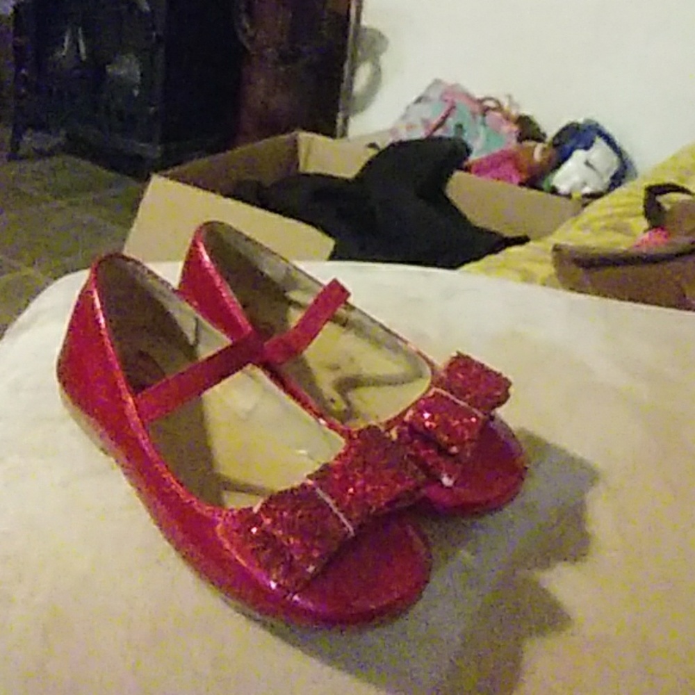 girls red sparkle dress shoe